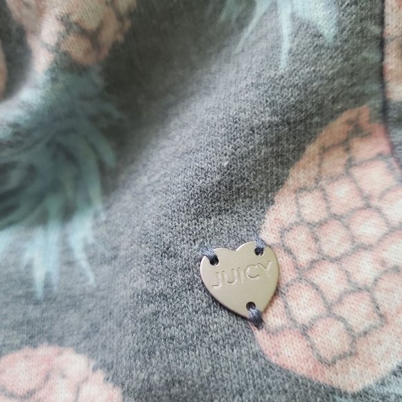 Juicy Couture romper womens size small Gray color Pineapple print ruffle details - Picture 10 of 12